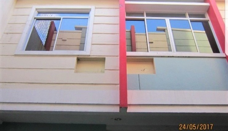 Photo 1 of Renovated 3 Bedroom Townhouse for Sale in Sto. Domingo near Angelicum College