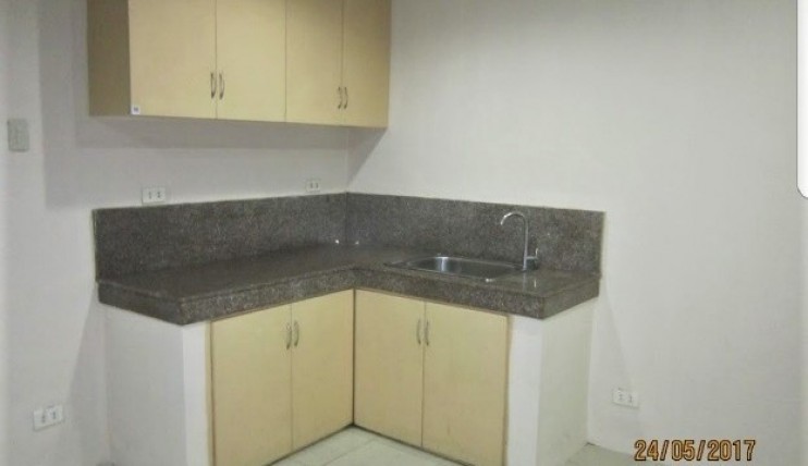 Photo 6 of Renovated 3 Bedroom Townhouse for Sale in Sto. Domingo near Angelicum College