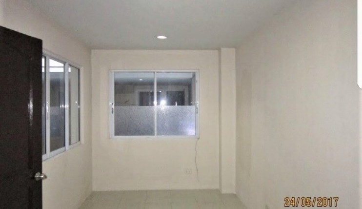 Photo 7 of Renovated 3 Bedroom Townhouse for Sale in Sto. Domingo near Angelicum College