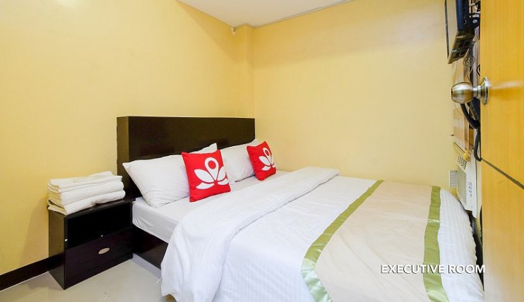 Photo 1 of Brand New Economy Hotel in Makati - Lowest Price.