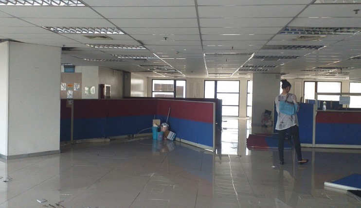 Photo 3 of Whole Floor Office Space for Rent in Mandaluyong 831SQM.