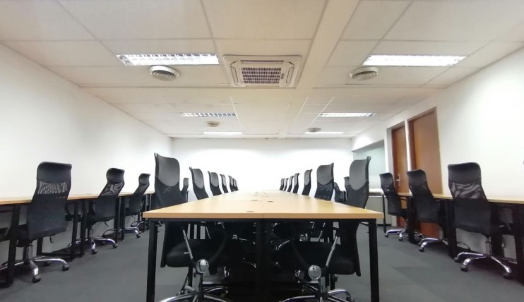 Photo 1 of Super Affordable 64sqm 30-Seater Serviced Office for Lease in Makati ALL IN 