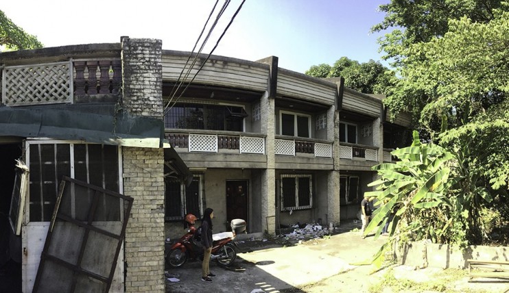 Photo 2 of 4 Door Apartment in Esmeralda Street Tandang Sora Quezon City