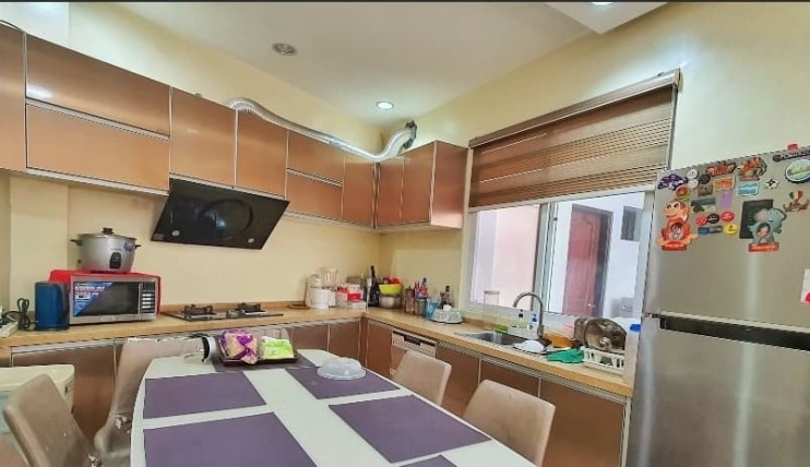 Photo 6 of 6BR Townhouse along New Hemady near Alabama Street New Manila Quezon City