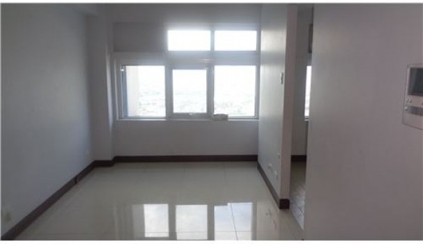 Photo 2 of URGENT SALE!!! Le Grand Tower1 1 Bedroom condo in Eastwood